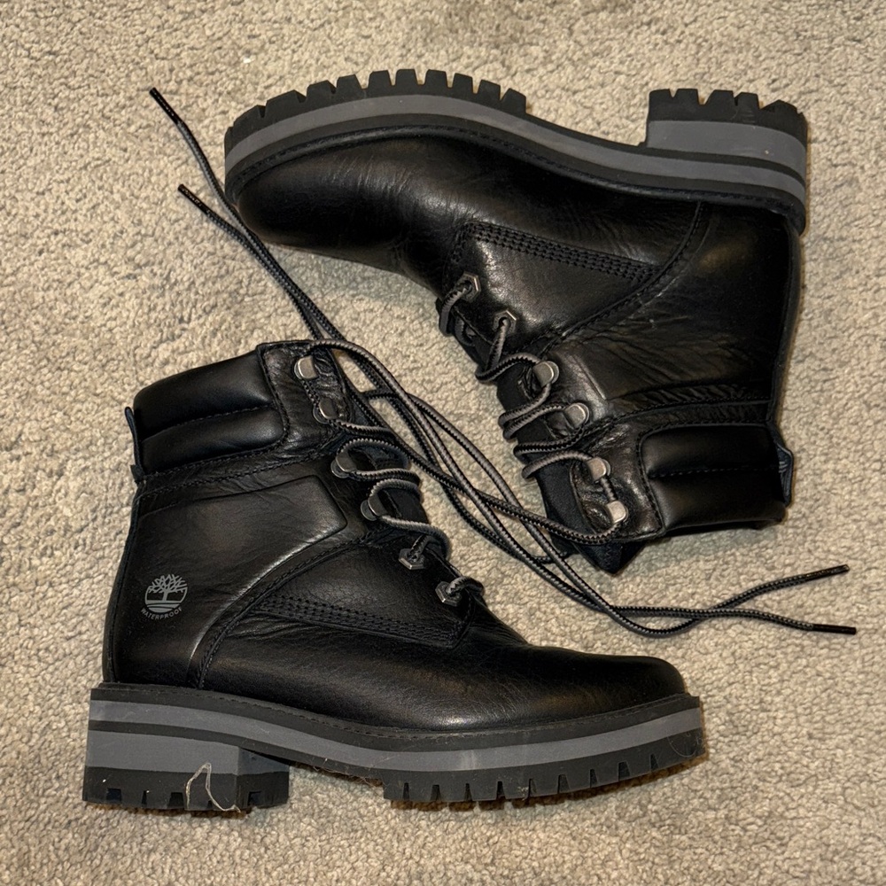 Timberland Black Lace-Up Chunky Sole Ankle Boots